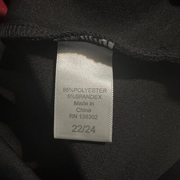 Avenue Dress Size 22/24 Black Red Damask Pattern Gothic Holiday Cocktail NWT - Picture 4 of 8